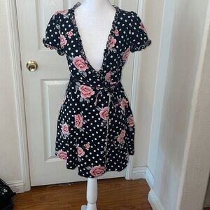 Forever 21 dress size small black with polka dots​​​​​​